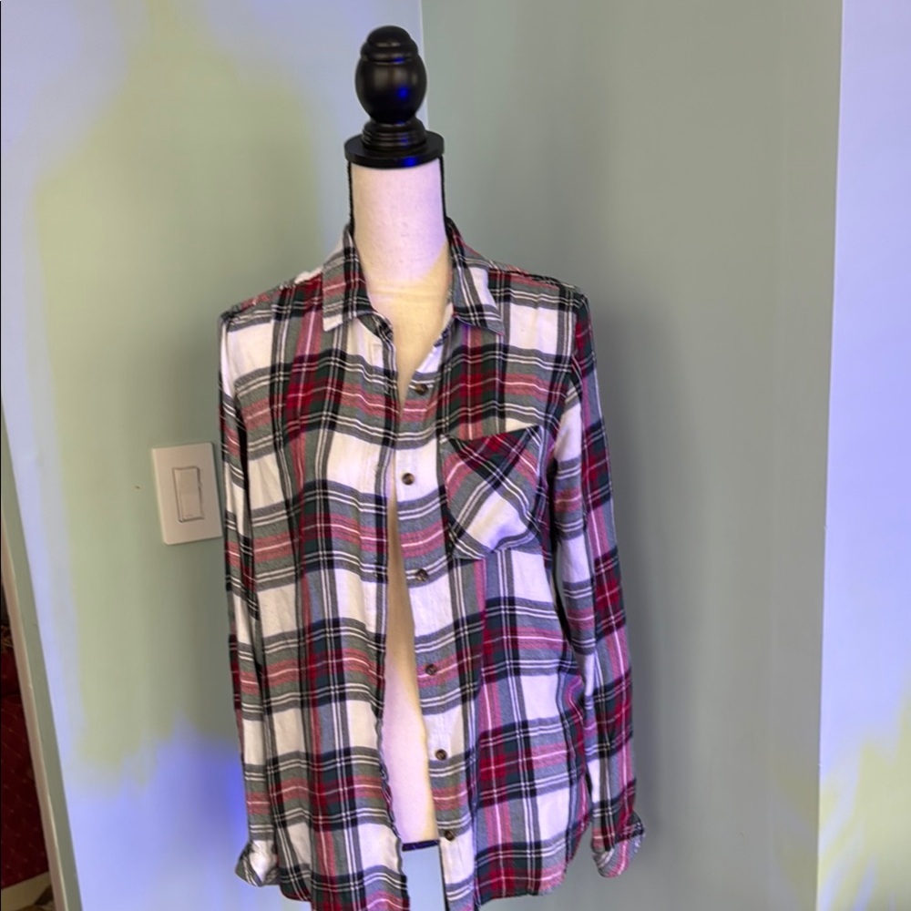 Thread and Supply Plaid Button-Up Shirt. No size Tag. Definitely a S/M.